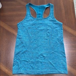 Lululemon tank top